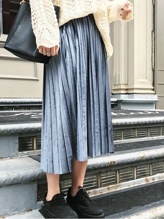 Vintage Dresses & Skirts - Vintage Pleated Metallic Maxi Skirt